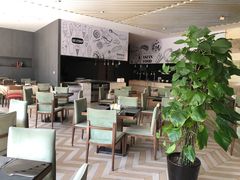 -筠咖啡西餐厅(上海国展宝龙丽筠酒店)