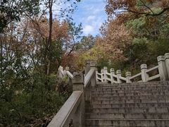 -灵岩山风景区