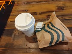 -星巴克臻选(青岛麦凯乐分店)