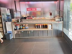 -佰人王串串香火锅(洋珠巷店)