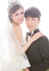 点击看大图 -现代经典婚纱摄影