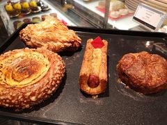 -Salon de The de Joel Robuchon(外滩18号店)