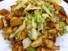 包菜炒馕丁-西北朗益和穆斯林餐厅