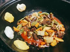 农家全家福-缘福乡村铁锅炖民宿(八达岭店)