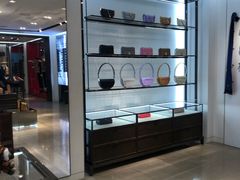 -BURBERRY(上海港汇恒隆广场店)