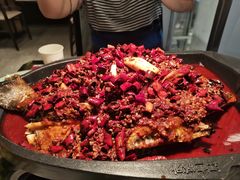 -江边城外烤全鱼(世茂广场店)