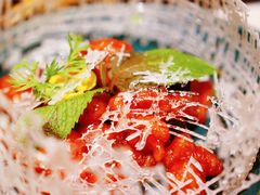 红酒泡沫牛仔粒-荟廷·晶萃(陆家嘴尚悦湾店)