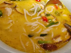 -蜜桃餐厅·伴山(绿宝广场店)