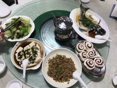 -头啖汤山庄(秀丽路店)