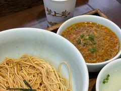 -蟹上黄·蟹黄面·江南糖水(人民广场店)
