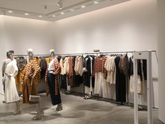 -URBAN REVIVO(西安Momopark店)