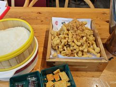 -肘子酥·天津菜·特色捞面(德云社店)