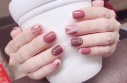 -Pink You美甲美睫纹绣定制中心