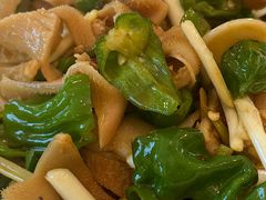-鲁南仔·滕州炒鸡(经三路店)