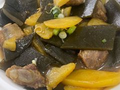-鸿运美食府