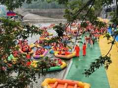 -尧山大峡谷漂流