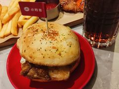 -必胜客(威高广场店)