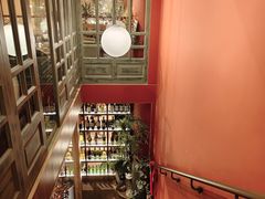 -玛格萝妮比萨屋(陆家浜路店)