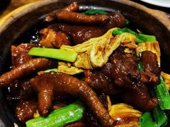 猪手焖凤爪-熠盛粤味·顺德桑拿鸡(永康路店)