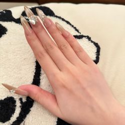 -美画轻奢美甲美睫