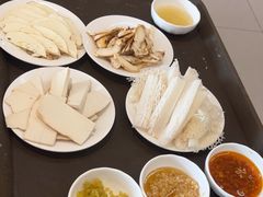 -天宜隆蘑菇宴火锅(石景山旗舰店)