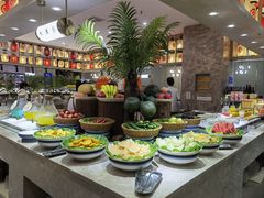 -锤头鲨毛肚海鲜烤肉自助餐厅(国购广场店)
