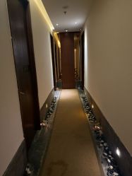 -禾颜社·精致美容