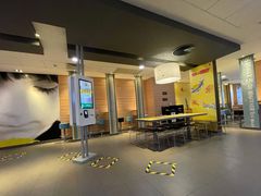 -麦当劳(新世纪环球中心店)