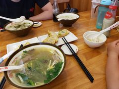 鲜肉锅贴-小姜锅贴(凤凰街店)