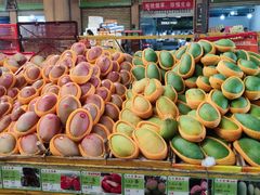 -三亚新鸿港水果一级批发市场