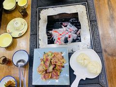 -三锅莊·牦牛肉火锅·香格里拉特色藏餐宴请餐厅(菱角塘路店)