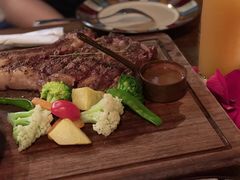 -SISTERS BAR RESTAURANT川意酒馆(嘉善老市H楼店)