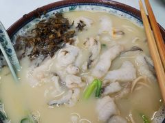 -明呈黄鱼面馆(斜土路店)