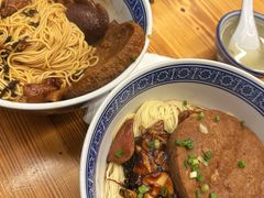 -沪西老弄堂面馆(定西路店)