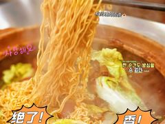 -胡须佬鸡煲四季火锅店(石厦西村直营店)