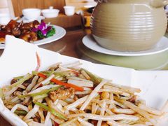 -东馆和天下特色餐饮(工农店)
