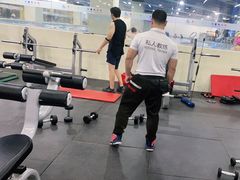 -开阳里游泳健身
