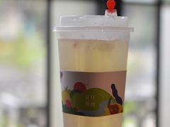 桃胶莓梅醉-炖物24章·顺时轻养茶(杭州大厦店)