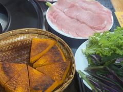 -银同牦牛肉火锅