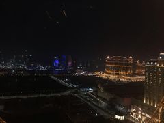 -影汇之星8字形摩天轮