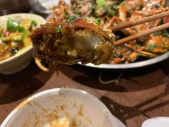 油闷大闸蟹-一棠龙虾•王牌虾球(光谷天地店)
