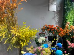 -何兮花店·气球派对鲜花店(马桥银春路万科城店)