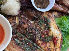 -沐毫傣泐云南菜孔雀宴•手抓饭傣味烧烤(曼听公园店)