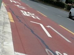 -新虹桥中心大厦