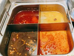 -旺龙巷重庆脆毛肚火锅·潜山扛把子店(潜山商业街店)