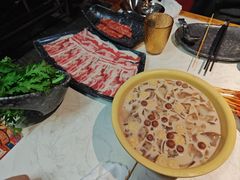 -哥老官重庆美蛙鱼头(西湖银泰十一哥店)