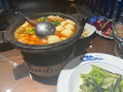 石锅鱼杂-肖记公安牛肉鱼杂馆·省级非物质文化遗产(崇仁路江滩直营店)