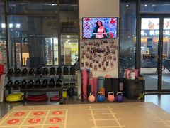 -思迈威健身(积玉桥万达店)