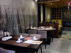 -HIHE Bistro·Oyster Bar(华熙live店)