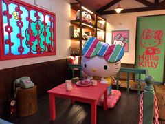 -红樱花食品公司Hello Kitty台湾伴手礼专卖店(淡水店)